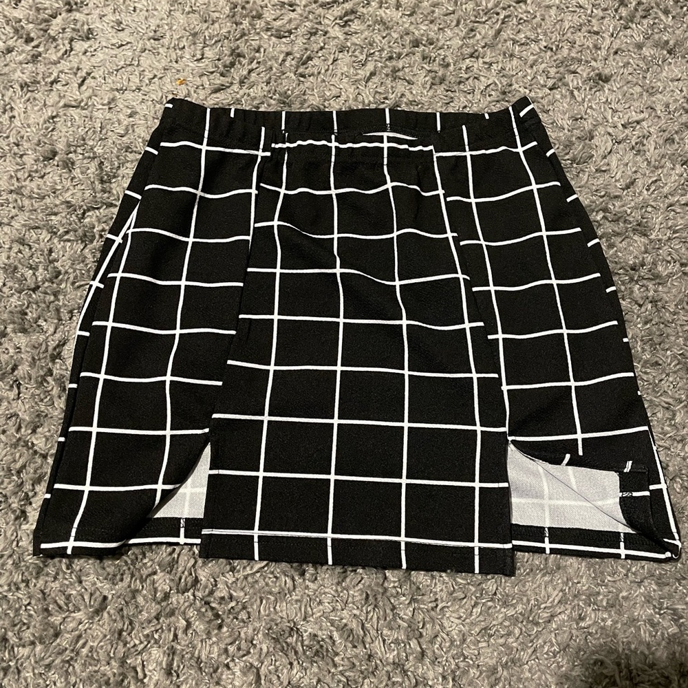 tight plaid skirt w rips
